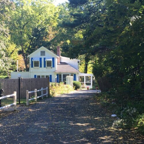 8 California Lane, Amesbury MA